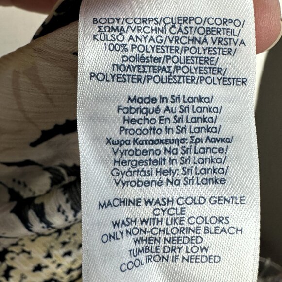 Women's Plus Size 2X Chaps Sheer Blouse Rounded Neck With A Keyhole Opening - Picture 7 of 8